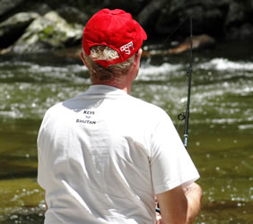bhutan_fishing_big